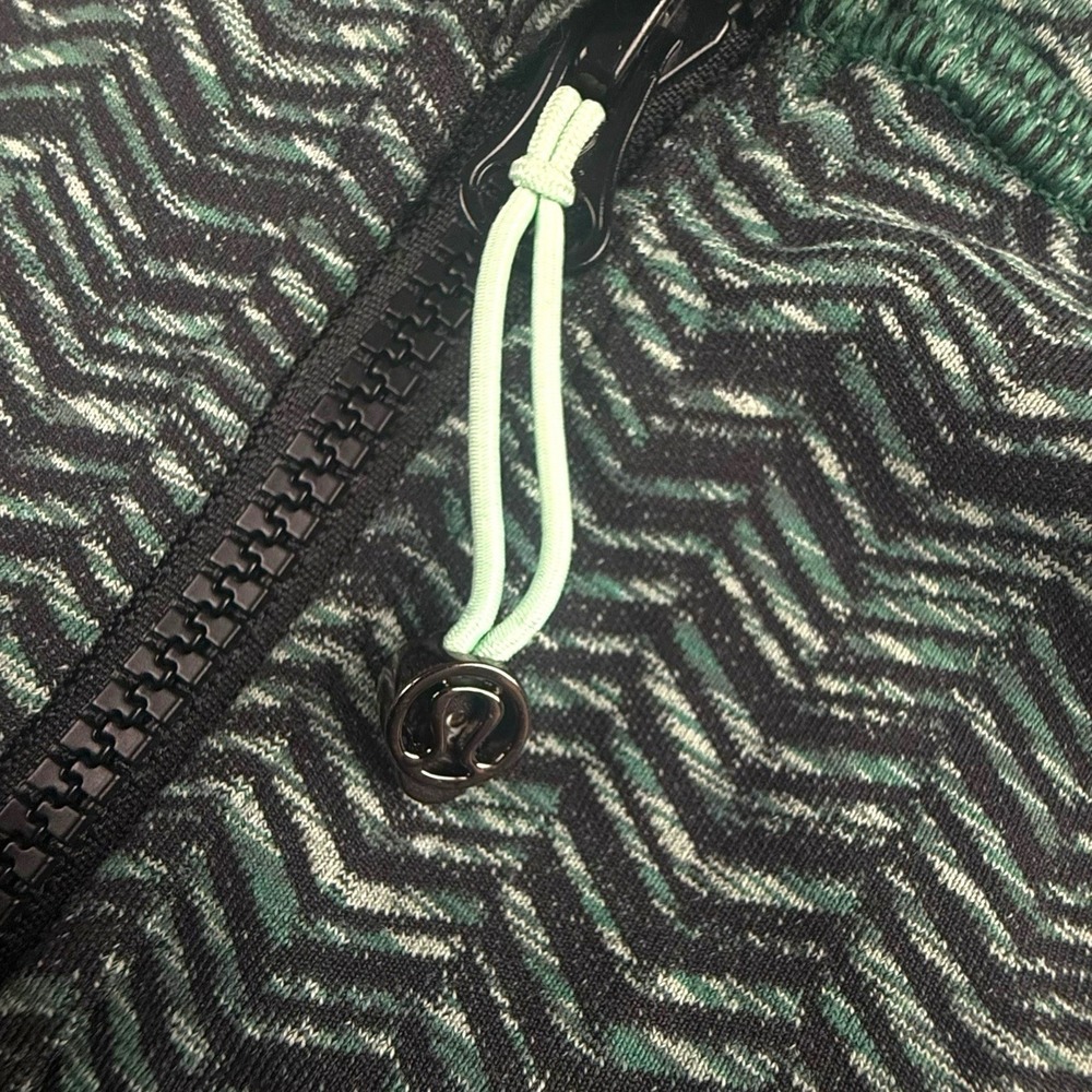 Lululemon Daily Practice Hooded Track Jacket Women's 4 Spacebone Green‎ Chevron - Picture 4 of 8